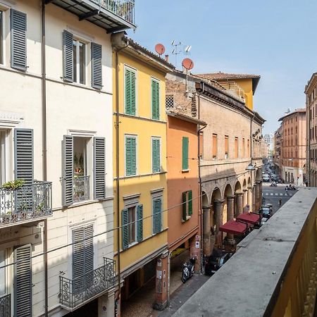 A Due Passi Dalla Pinacoteca Apartment Bologna Exteriör bild